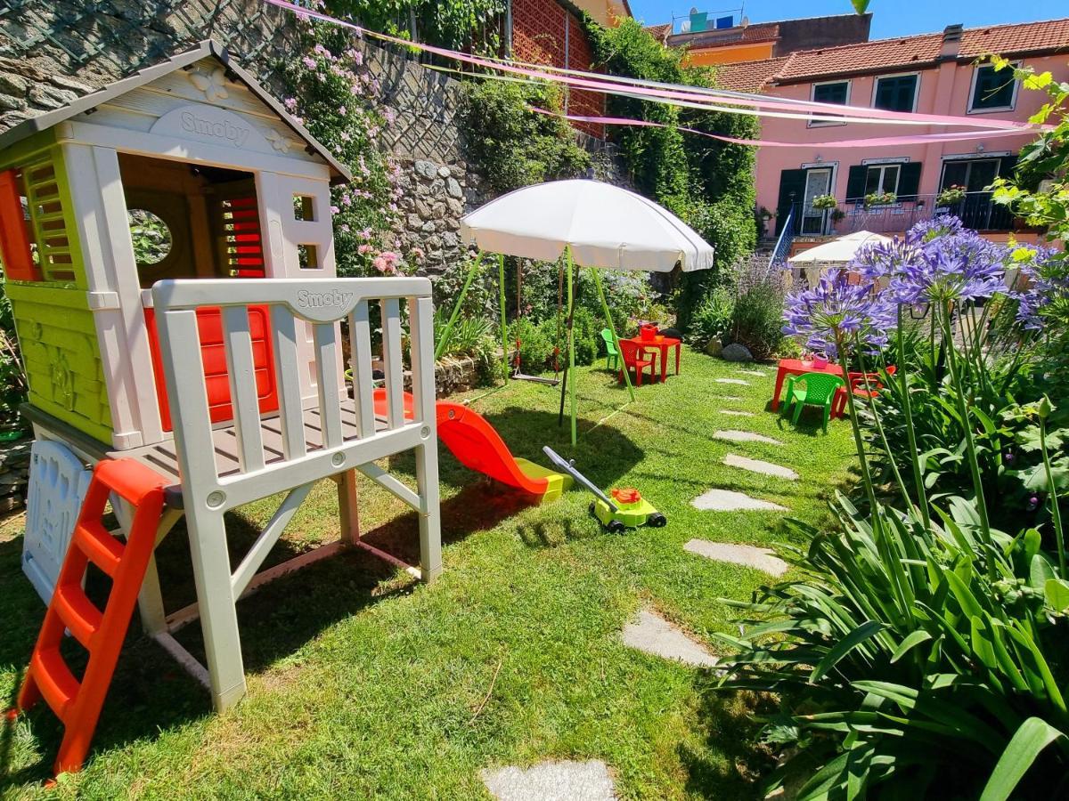 Casa Vacanze Family Albisola Superiore Eksteriør bilde